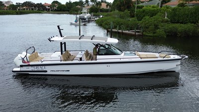 T/T GRACE 0 37' Axopar 2021, TT GRACE - Profile