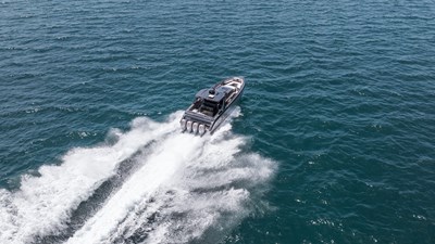 42 Auroris 4 2025 Cigarette 42 Auroris