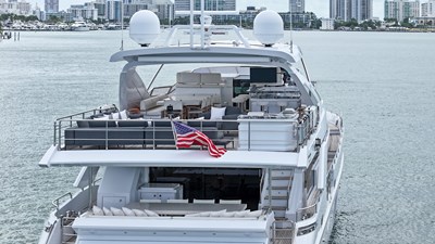 95 Raised Pilothouse 17 95' Azimut _ Drone-18