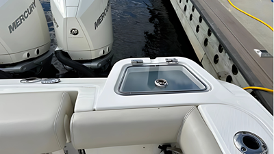 35 ft 2020 Boston Whaler 350 Realm, Yacht Kings 39 35 ft 2020 Boston Whaler 350 Realm (28)
