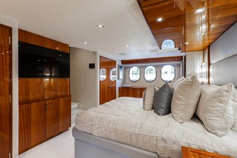 Ritz Sea 33 