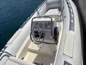 Novurania 460 DL 7 