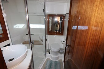 RIVIERA 2020 41 42_2020 60ft Riviera 6000 Sport Yacht