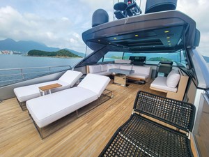 Sanlorenzo SX76 5 