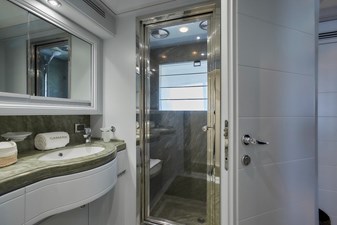 CAMARIK 27 ferretti112-030