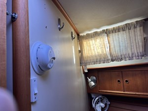 LIO KAI 26 Forward stateroom 