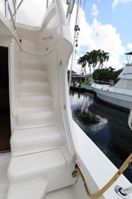 2002 Luhrs 36 Convertible 6 7