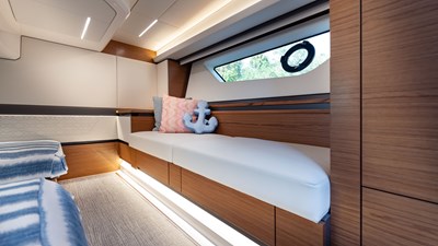 Lorax 56 2024 Tiara Yachts 48 LE