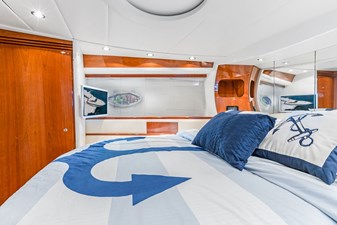 Veronique 35 2005 PERSHING 50 - Master Cabin TV