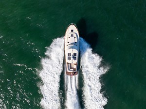 BAREFOOT 3 2014 Hinckley Talaria 48 BAREFOOT