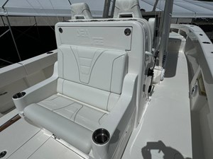 SeaVee 340Z 14 2024-seavee-340z-power-9594868-20241026075736697-1_XLARGE