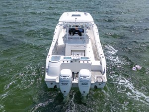 Sea Fox 328 Commander 7 32' Sea Fox _ Drone-7