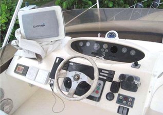 1998 Viking 46 Sports Cruiser 18 19