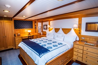 Fortuna 19 Master Stateroom
