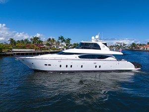 Maiora Custom 28 88' Maiora Drone-28