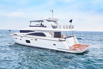 JOHNSON 80' FLYBRIDGE W/HYDRAULIC PLATFORM  52 054 -