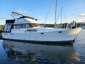 1991 Bayliner 3888 Motoryacht 0 