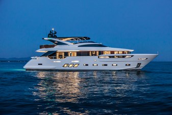 Dreamline 28 20 DREAMLINE 28 NIGHT
