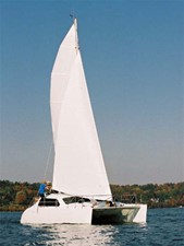 32' 2008 TomCat Boats Tomcat 9.7 2 TomCat 9.7 under sail