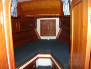 TRILLIUM 8 Master Stateroom