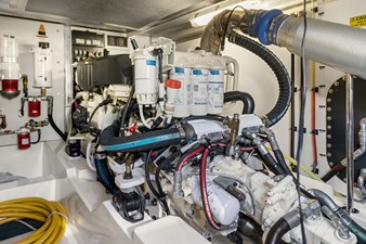 BLUE SKY *Name Reserved 38 Engine Room