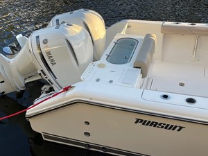 Pursuit 280 Sport  32 28 pursuit 11