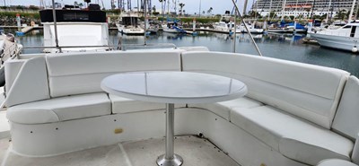 2002 Carver 570 Voyager Pilothouse 31 