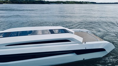 LT26 Carbon Limousine 9 9 Ante LT26 - STEEL 58_