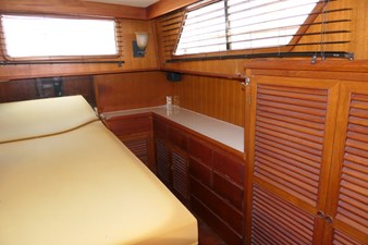 LOVE U 2 31 Master Aft Port