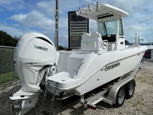 2023 Everglades 235CC 36 