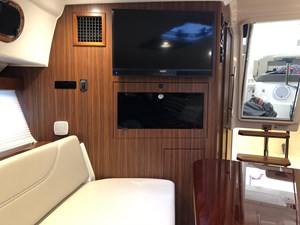 New Listing 32 
