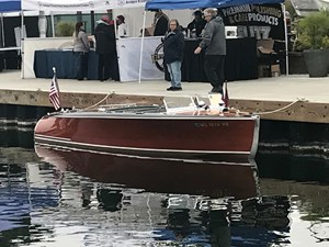 1940 Chris-Craft Deluxe Runabout 6 6