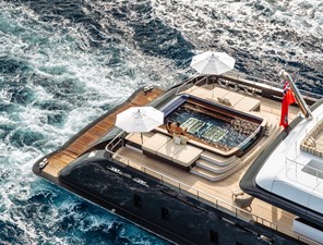 LOON 1 Loon 221' - Main Deck Aft Pool
