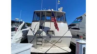 1991 Hatteras 40 Motor Yacht 14 