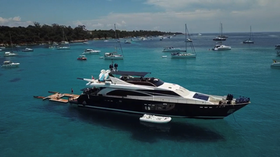 LADY AMANDA 1 