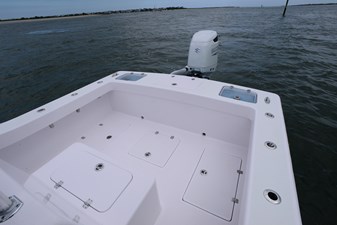 2022 Valentino 28 Center Console 13 