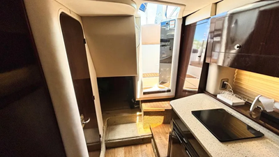 2016 Sea Ray 310 Sundancer  12 