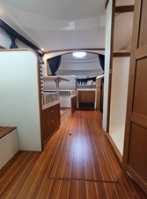 Y-KNOT 17 8971592_20230726071112064_1_XLARGE