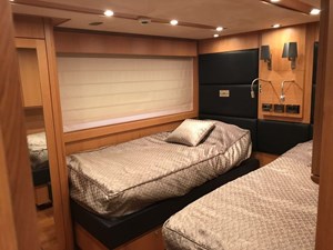 Melissa 34 115-2011-Sunseeker-34-Metre-Yacht-27