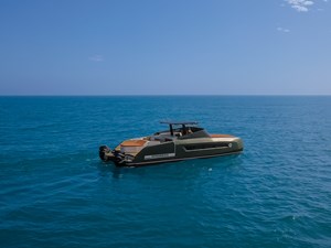 Dr. No 15 HUTTER YACHTS DR. NO POWER CATAMARAN FOR SALE 