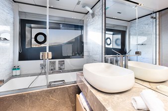 HAIAMI 39 MASTER BATHROOM (1)
