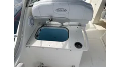 2009 World Cat 290 D/C  7 