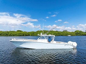 2015 Yellowfin 42 24 