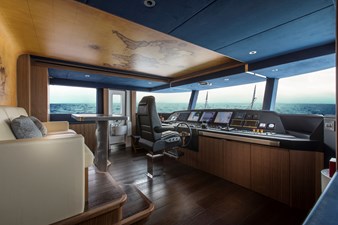 #6 MAJESTY 140 2 2Majesty 140 - Wheelhouse (2)