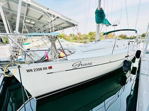 2000 Beneteau 311 26 