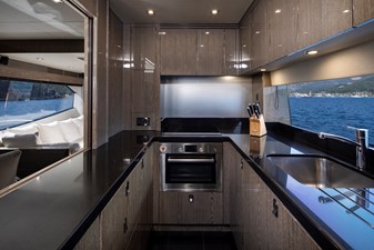 SUNSEEKER 75 YACHT 28 