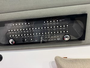 2022 Axopar 37 XC Cross Cabin Brabus 58 