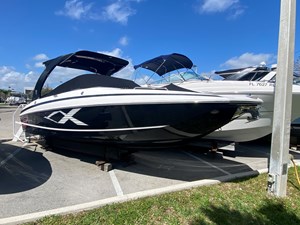 Regal 27' FASDeck 0 01-PORTSIDE