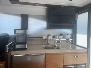 Joy Vibe 10 39-2017-Tiara-Motor-Yacht-10