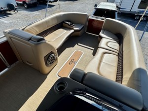 019 Harris Solstice 240 SL TNVL321 22 